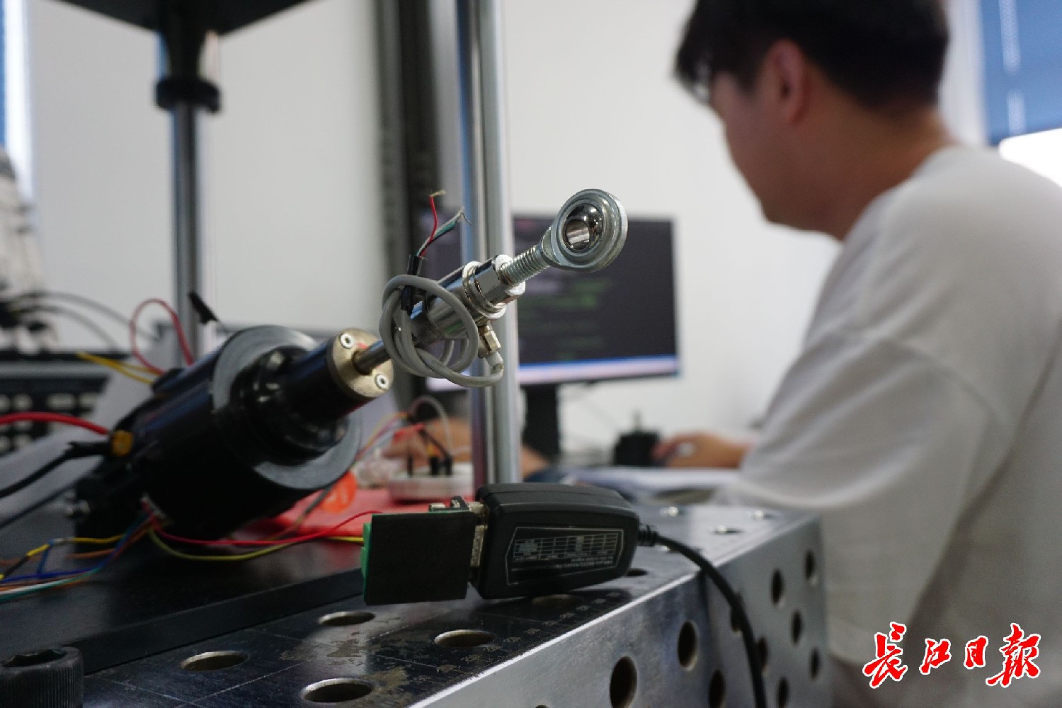 创业7年终将“样品”变“产品”，70天设计出人形机器人关节模组